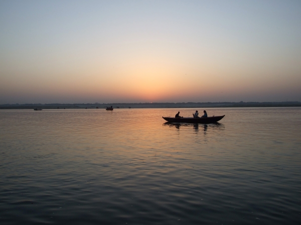 Zdjęcie z Indii - pierwszy błysk słońca