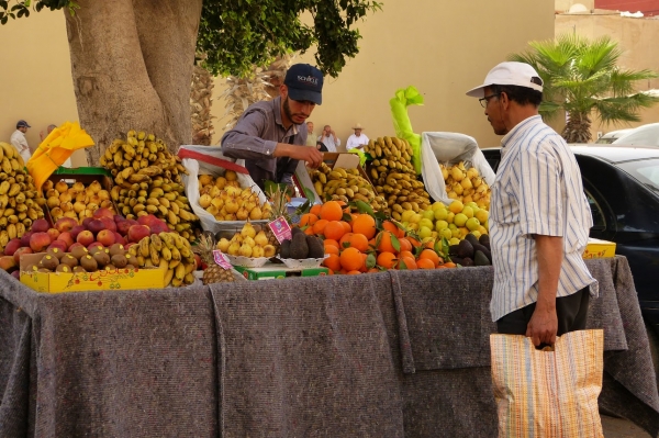Zdjęcie z Maroka - owoce są pyszne, słodkie, kosztują tu grosze i można je jeść do woli bez obaw