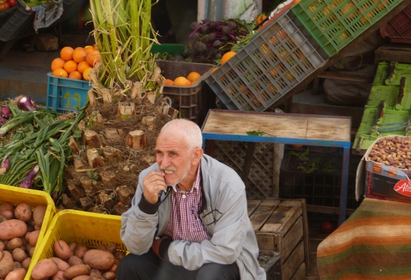 Zdjęcie z Maroka - ten Pan używa właśnie taką wykałaczkę