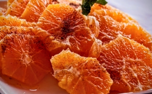 Zdjęcie z Maroka - na deser - pomarańczki po marokańsku - z cynamonem