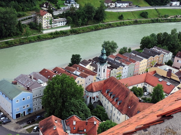 Zdjęcie z Niemiec - Zamek Burghausen - widok na miasto i rzekę Salzach.