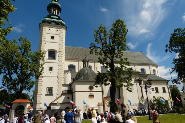 Zdjęcie z Polski - Bazylika Katedralna na Rynku Głównym