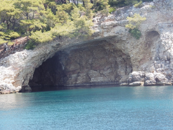 Zdjęcie z Grecji - Po drodze natykaliśmy się na jaskinie
