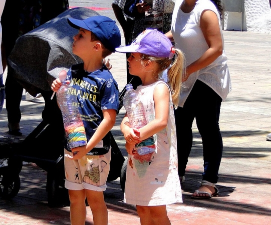 Zdjęcie z Hiszpanii - Dzieci po procesji.