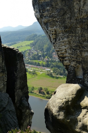 Zdjęcie z Niemiec - widoki wśród skał Bastei