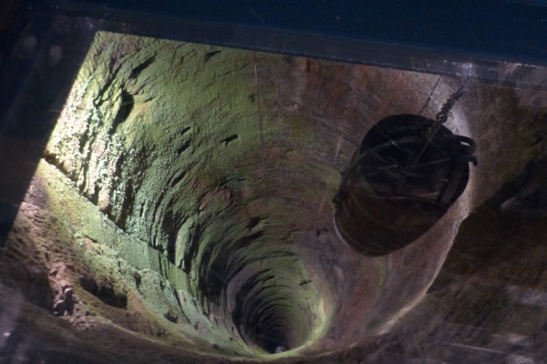Zdjęcie z Niemiec - baaardzo głęboka studnia (152,5m)