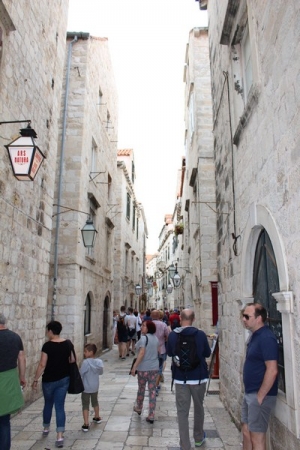 Zdjęcie z Chorwacji - Jedna z uliczek na starym mieście Dubrovnika