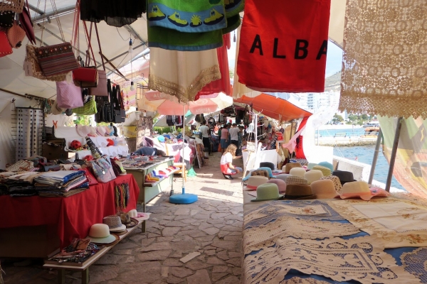 Zdjęcie z Albanii - albański bazarek