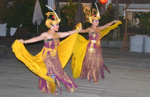 Zdjęcie z Indonezji - Wieczorne tance balijskie w hotelu