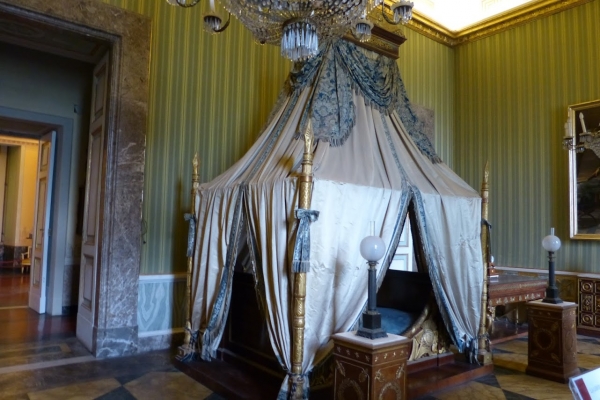 Zdjęcie z Włoch - prywatne apartamenty królewskie