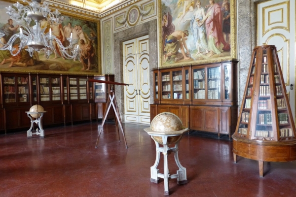 Zdjęcie z Włoch - piękna biblioteka