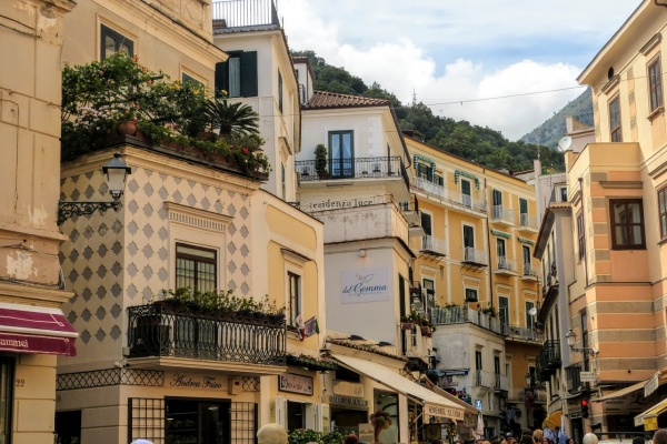 Zdjęcie z Włoch - uliczki Amalfi...