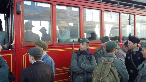 Zdjęcie z Polski - Jest i przedwojenny tramwaj