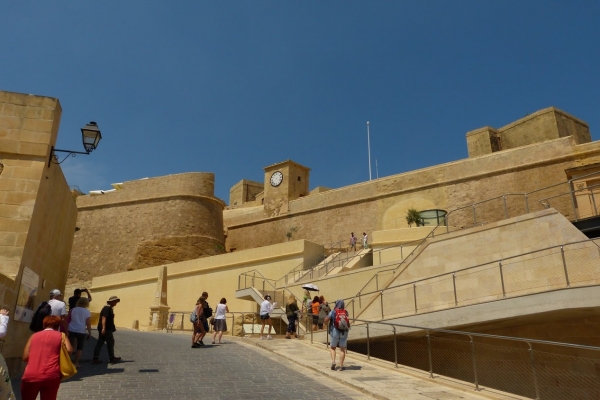 Zdjęcie z Malty - przed nami Cytadela ( The Grand Castello) 