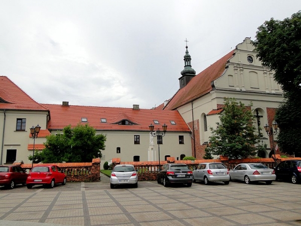Zdjęcie z Polski - Klasztor Sióstr Urszulanek w Sieradzu.