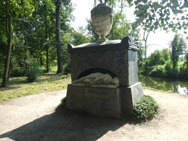 Zdjęcie z Polski - symboliczny grobowiec