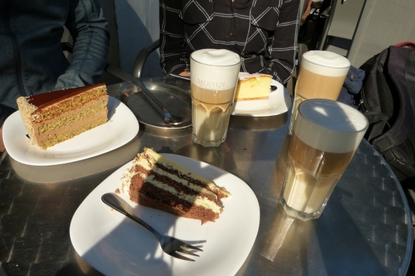 Zdjęcie z Polski - miejsce to słynie z pysznych wiedeńskich tortów i serników, mniam