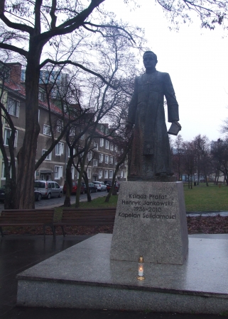 Zdjęcie z Polski - kontrowersyjny pomnik