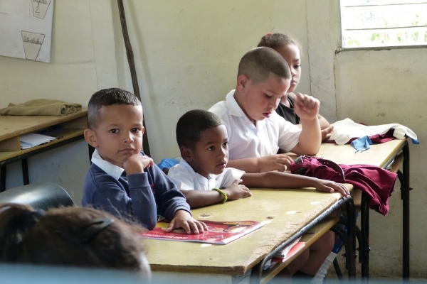 Zdjęcie z Kuby - wbrew temu co widzimy, szkolnictwo na Kubie