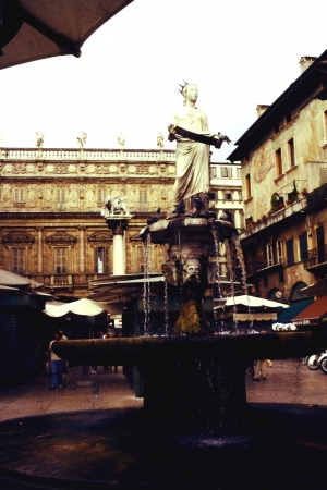 Zdjęcie z Francji - Madonna Verona