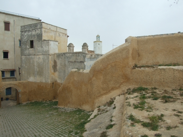 Zdjęcie z Maroka - schodzimy z murów