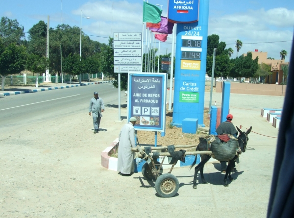 Zdjęcie z Maroka - tankować nie będzie?