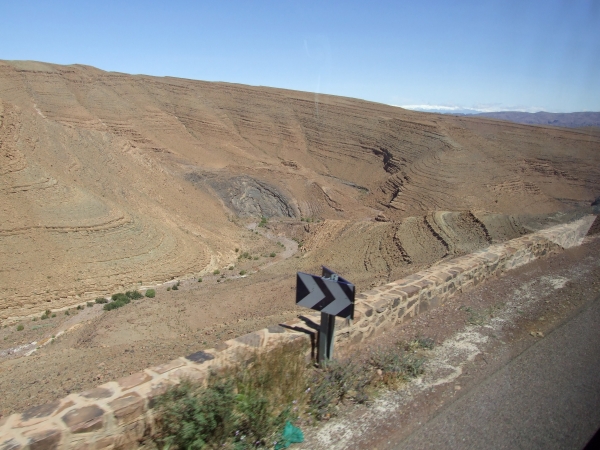 Zdjęcie z Maroka - przejazd przez góry