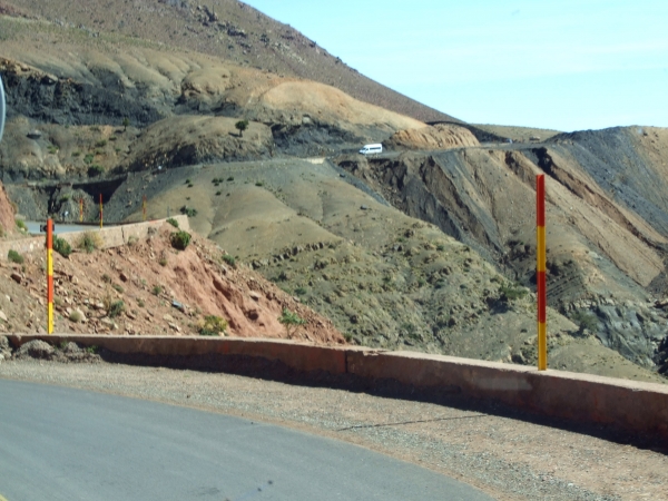 Zdjęcie z Maroka - w drodze na przełęcz