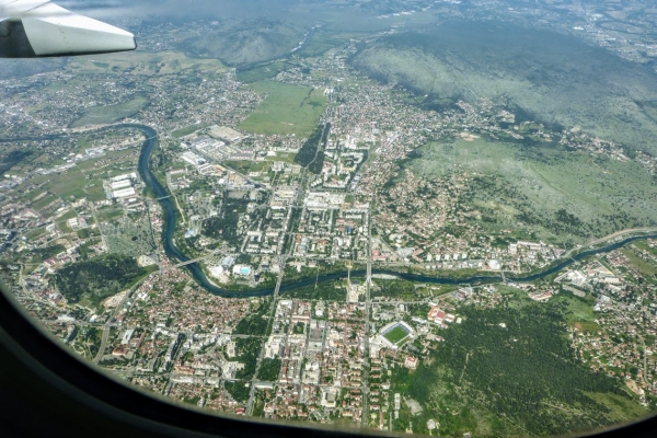 Zdjęcie z Czarnogóry - Podgorica w dole