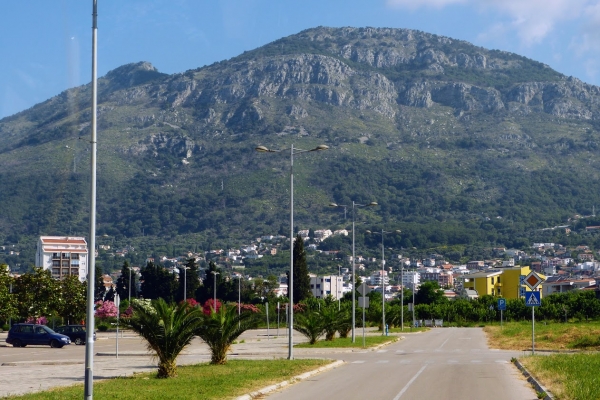 Zdjęcie z Czarnogóry - zajeżdżamy na chwilę do Baru - po gości z tamtych hoteli