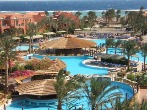 Zdjęcie z Egiptu - basen w hotelu Magic Life