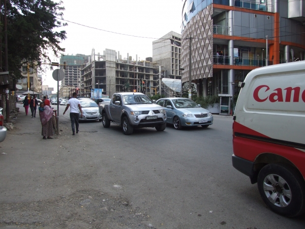 Zdjęcie z Etiopii - ulica przed sklepem