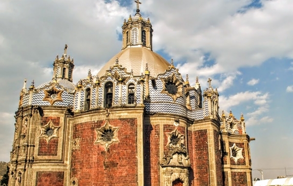 Zdjęcie z Meksyku - na górze Kościół zwany kaplicą Źródełka