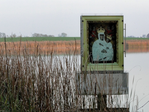 Zdjęcie z Polski - Dlaczego obraz na jeziorze?