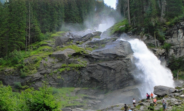 Zdjęcie z Austrii - To właśnie to miejsce u stóp wodospadu. 
