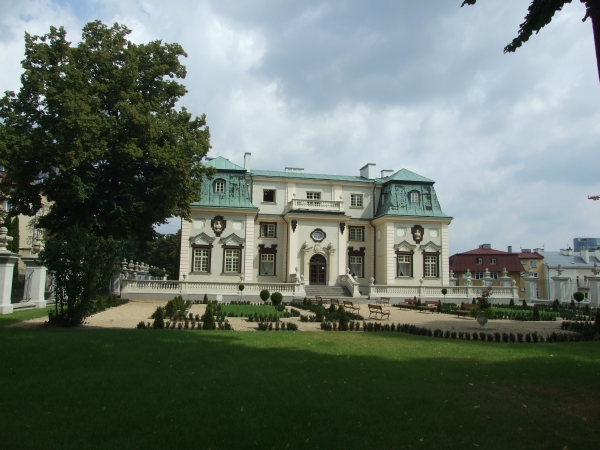 Zdjęcie z Polski - letni pałacyk Lubomirskich