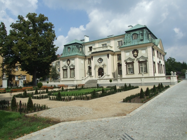 Zdjęcie z Polski - pałacyk
