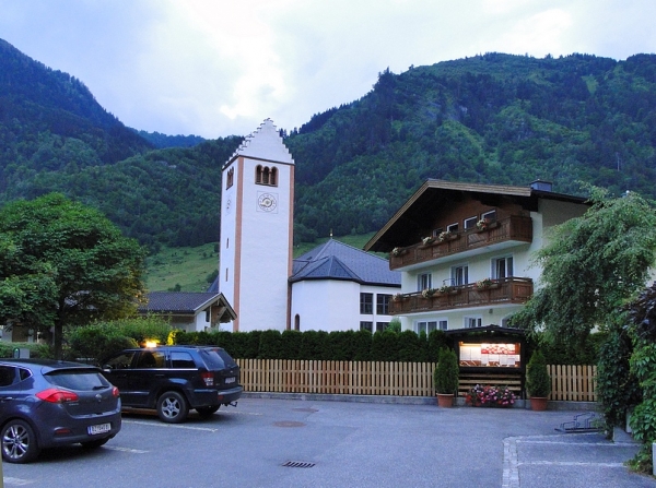 Zdjęcie z Austrii - Kościół w Fusch.