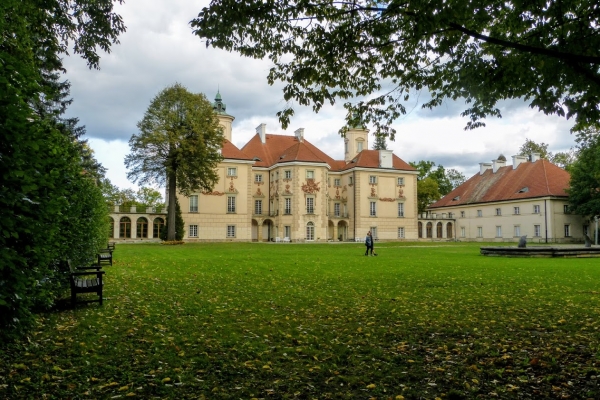 Zdjęcie z Polski - pałac widziany od strony parku 