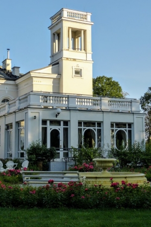 Zdjęcie z Polski - z pałacem w Sannikach związany jest nieco Fryderyk Chopin