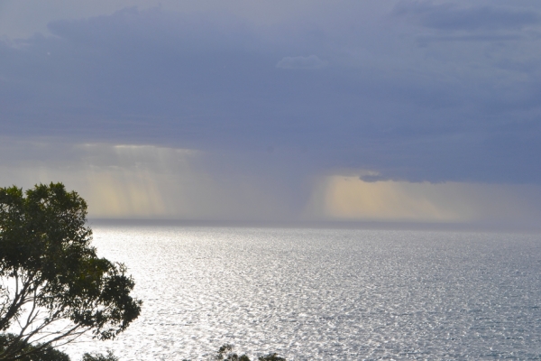 Zdjęcie z Australii - A nad morzem leje