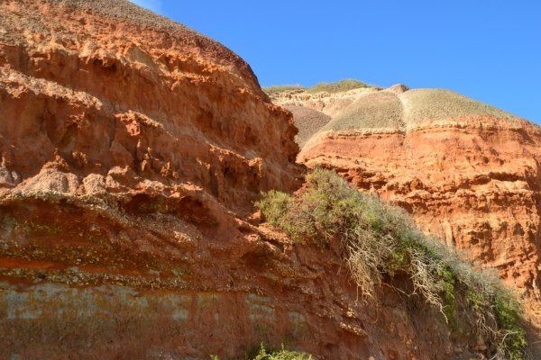 Zdjęcie z Australii - Dokladnie widac warstwy skal pochodzace z roznych