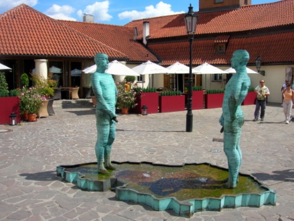 Zdjęcie z Czech - przed Muzeum Kafki