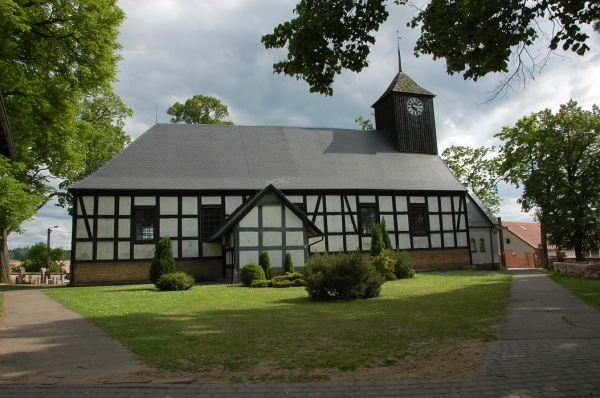 Zdjęcie z Polski - kościół w Sianowie