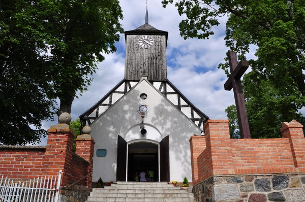 Zdjęcie z Polski - kościół w Sianowie