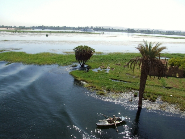 Zdjęcie z Egiptu - Nil widok z promu