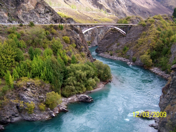 Zdjęcie z Nowej Zelandii - Kanion rzeki Shotover...