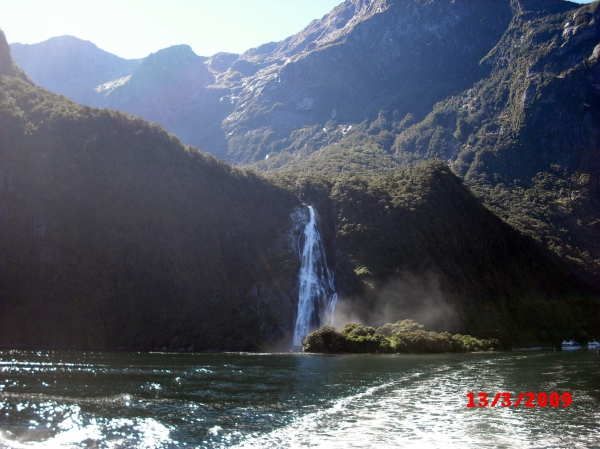Zdjęcie z Nowej Zelandii - Jeden z wodospadow...