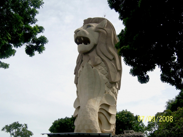 Zdjęcie z Singapuru - 37-metrowa statua Merlion