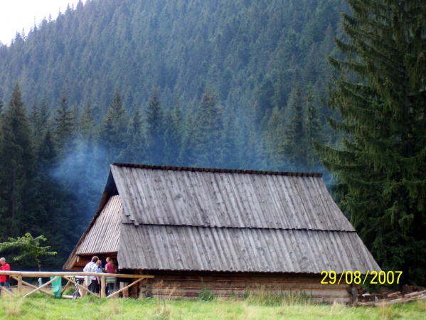 Zdjęcie z Polski - Kurna chata w ktorej...